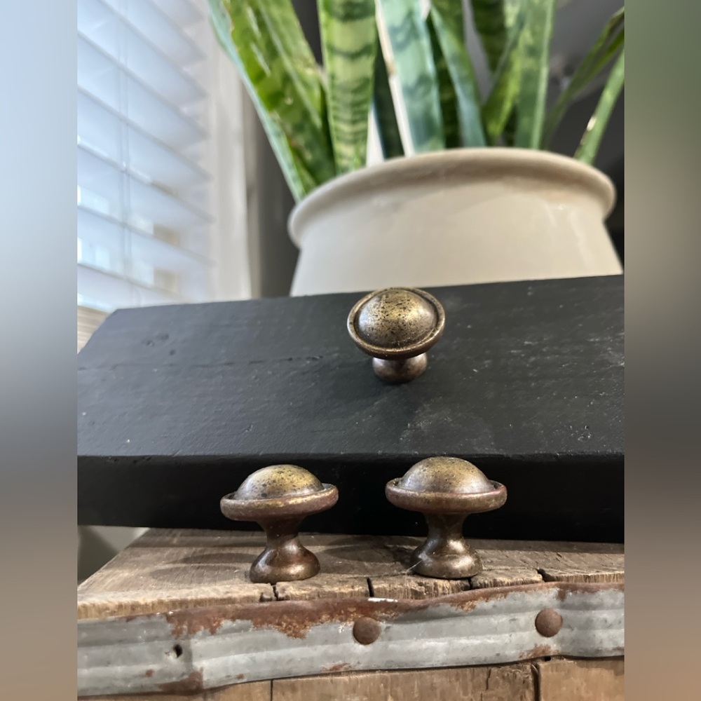 3 Vtg Decorative Brass Cabinet Knobs